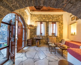 The Traditional Homes of Crete - Almond Tree Villas