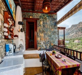 The Traditional Homes of Crete - Almond Tree Villas