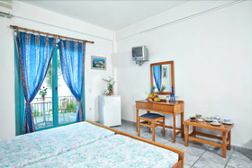 Enjoy Lichnos Bay Village, Camping & Apartments
