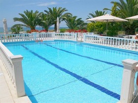 Katerina Hotel Apartments