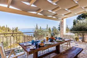 Villen Muscalas Elia