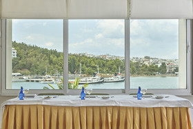 Lucy Hotel