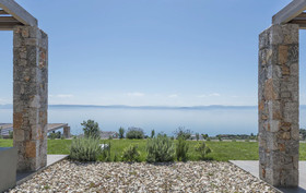 Elimnion Resort