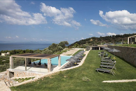 Elimnion Resort