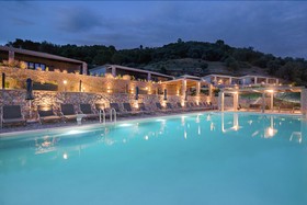 Elimnion Resort