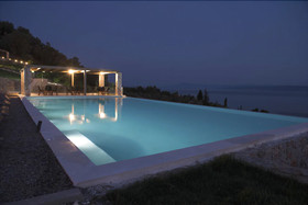Elimnion Resort