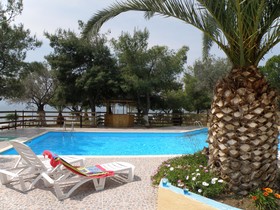 Petit Village Hotel