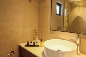 Elivia Boutique Suites