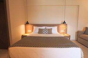 Elivia Boutique Suites