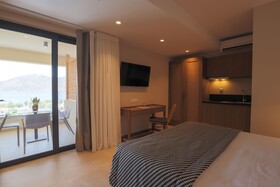 Elivia Boutique Suites
