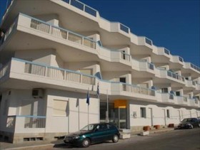 Karistos Mare Apartments