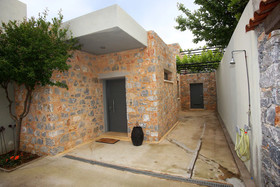 Villa Lithos