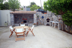 Villa Lithos