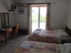 Gikas Apartments