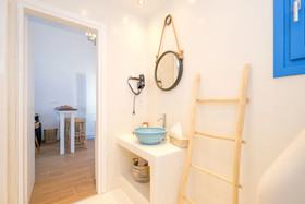 Aelia Collection Suites