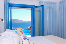 Aelia Collection Suites