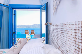 Aelia Collection Suites