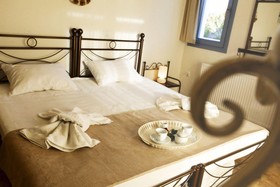 Kallisti Studios & Apartments