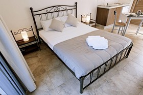 Kallisti Studios & Apartments