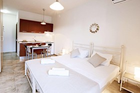 Kallisti Studios & Apartments
