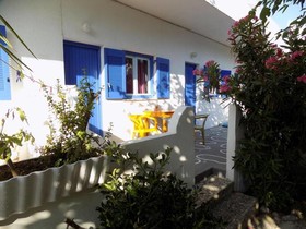 Skyros Junior Studios