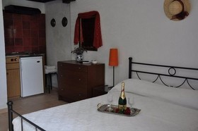 Skyros Panorama Studios