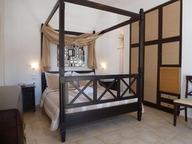 Chora Resort & Spa
