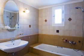 Chora Resort & Spa