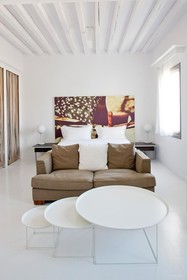 Anemi Hotel