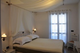 Vrahos Boutique Hotel