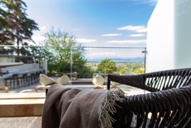 Acro Upscale Residences