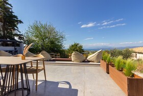 Acro Upscale Residences