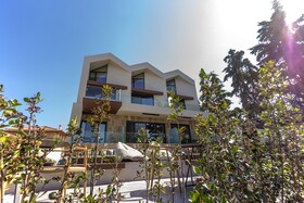 Acro Upscale Residences
