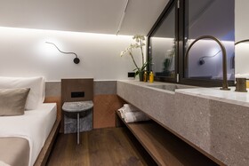 Acro Upscale Residences