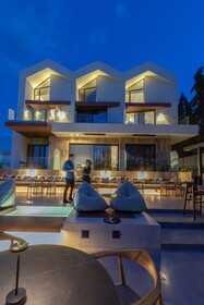 Acro Upscale Residences