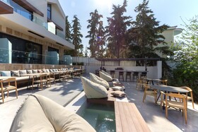 Acro Upscale Residences