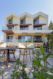 Acro Upscale Residences