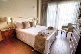Enalio Suites