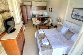 Enalio Suites