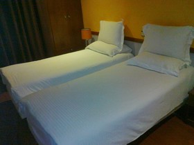 Ephira Hotel