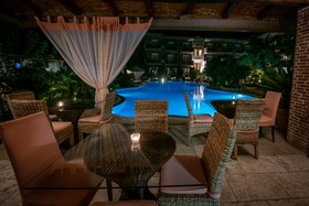 Achtis Hotel