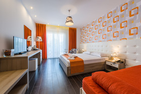 Lagaria Hotel & Apartments