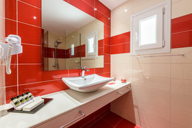 Lagaria Hotel & Apartments