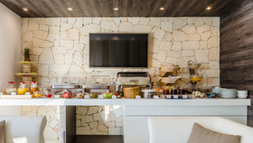 Lagaria Hotel & Apartments