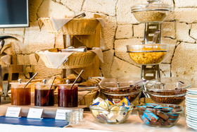 Lagaria Hotel & Apartments