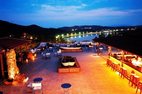 Agionissi Resort