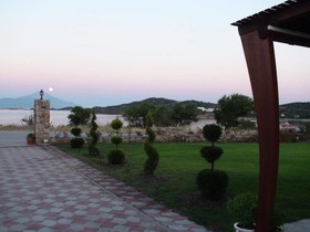 Athos Bay Villa