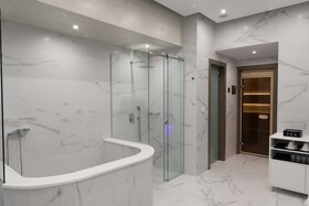 Lagaria Hotel II & Apartments
