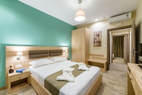 Lagaria II Apartments