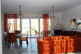 Bomo Villas Kosmas